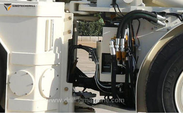 Máy xúc khai thác mỏ ngầm diesel di động và đa năng Dung tích gầu 2,2m3